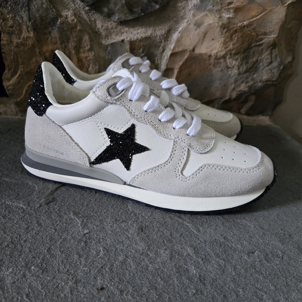 Vintage Havana Sneakers